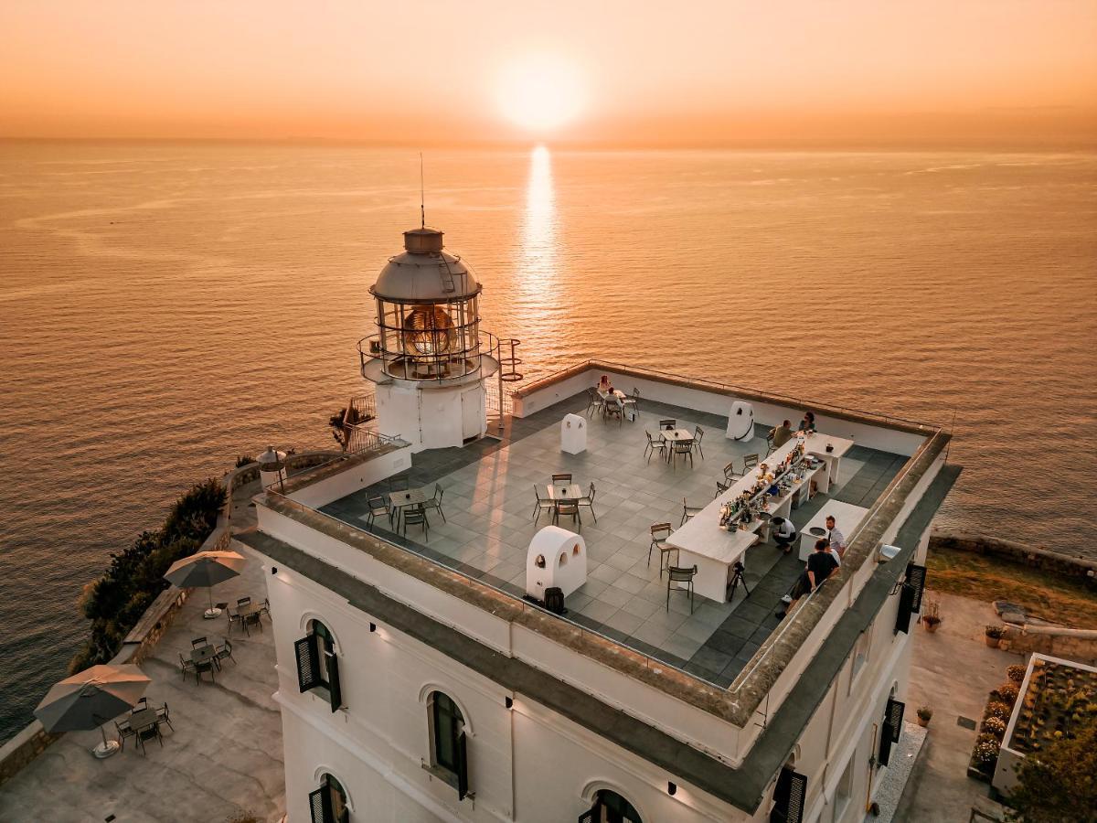 Resort Faro Punta Imperatore
